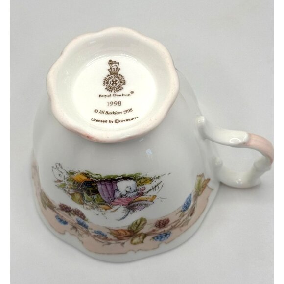 Royal Doulton 1998 Brambly Hedge Teacup With Autumn Design - Picture 5 of 6